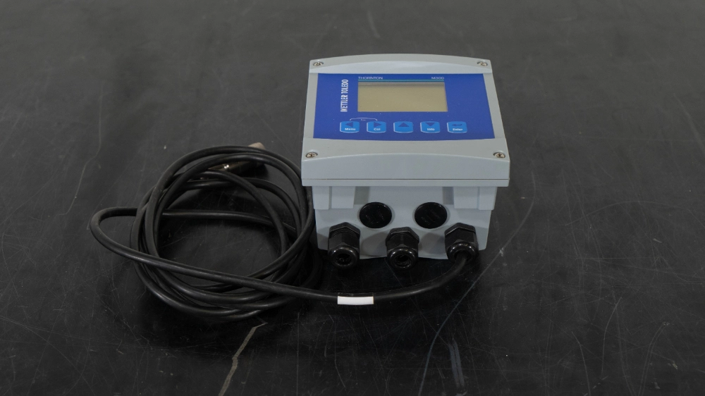 Mettler Toledo Thornton M300 Signal Conditioner/ Temperature Transmitter