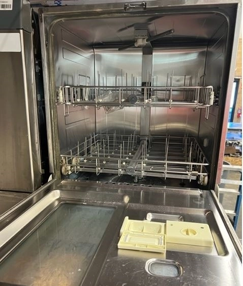 SteamScrubber Glassware Washer, Under the Counter, 115 V.