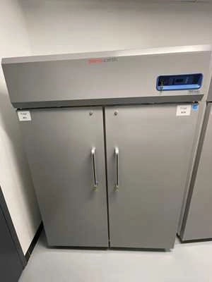 Thermo Fisher Scientific TSX5005SA Refrigerator