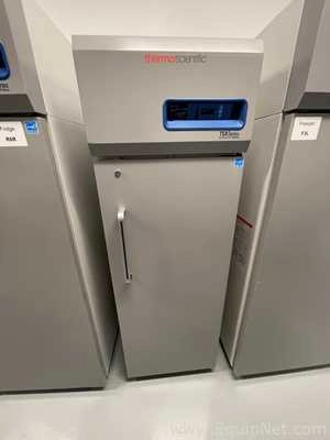 Thermo Fisher Scientific TSX1205SA Refrigerator