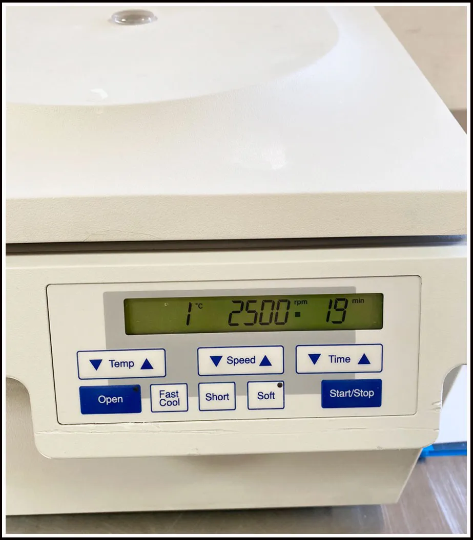 Eppendorf Centrifuge 5417R w F4548PCR Rotor & WARRANTY