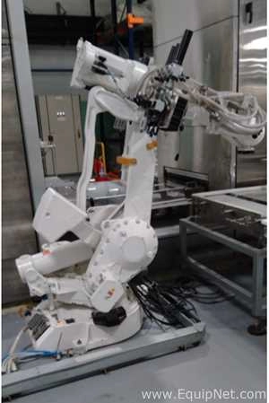 ABB IRB4400 Robotic ARM on Track