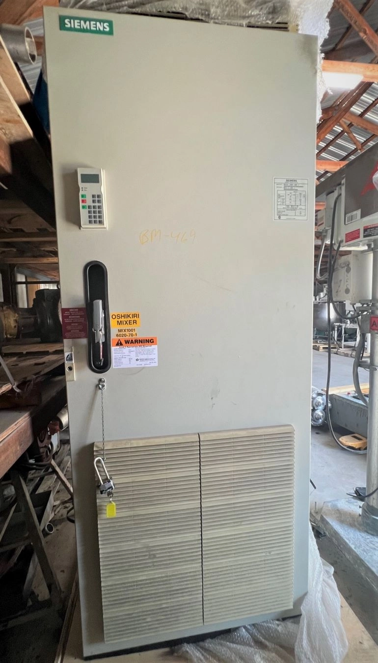 200HP Siemens Variable Frequency Drive model 6SE7232-3FG00-3AB0-Z