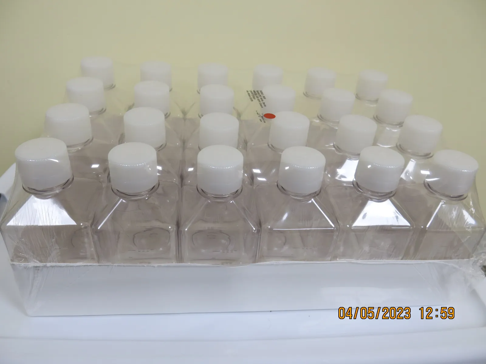 Thermo Scientific Nalgene Square PET Media Bottles with Closure