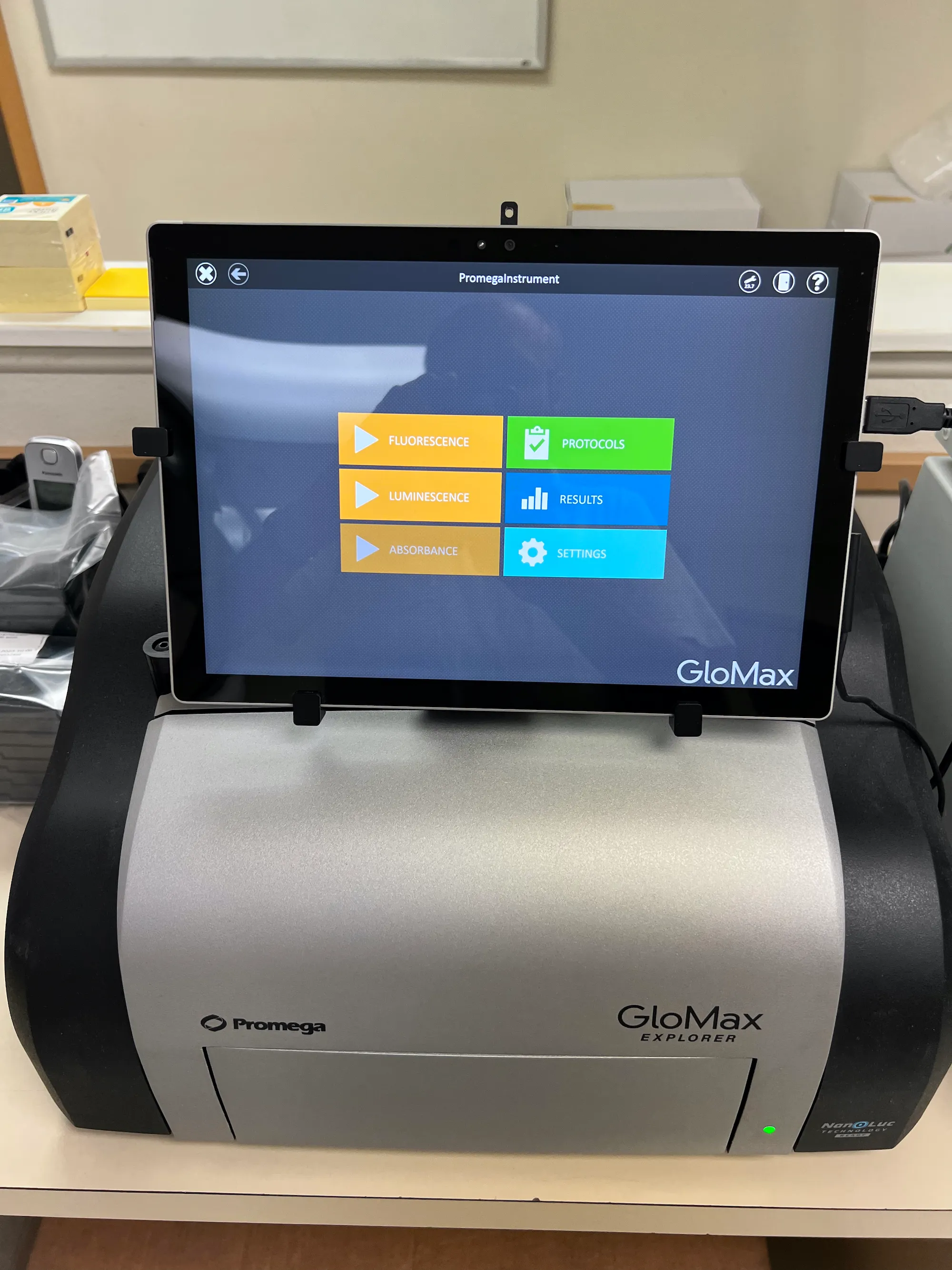 Promega GloMax Explorer Multimode Microplate Reader