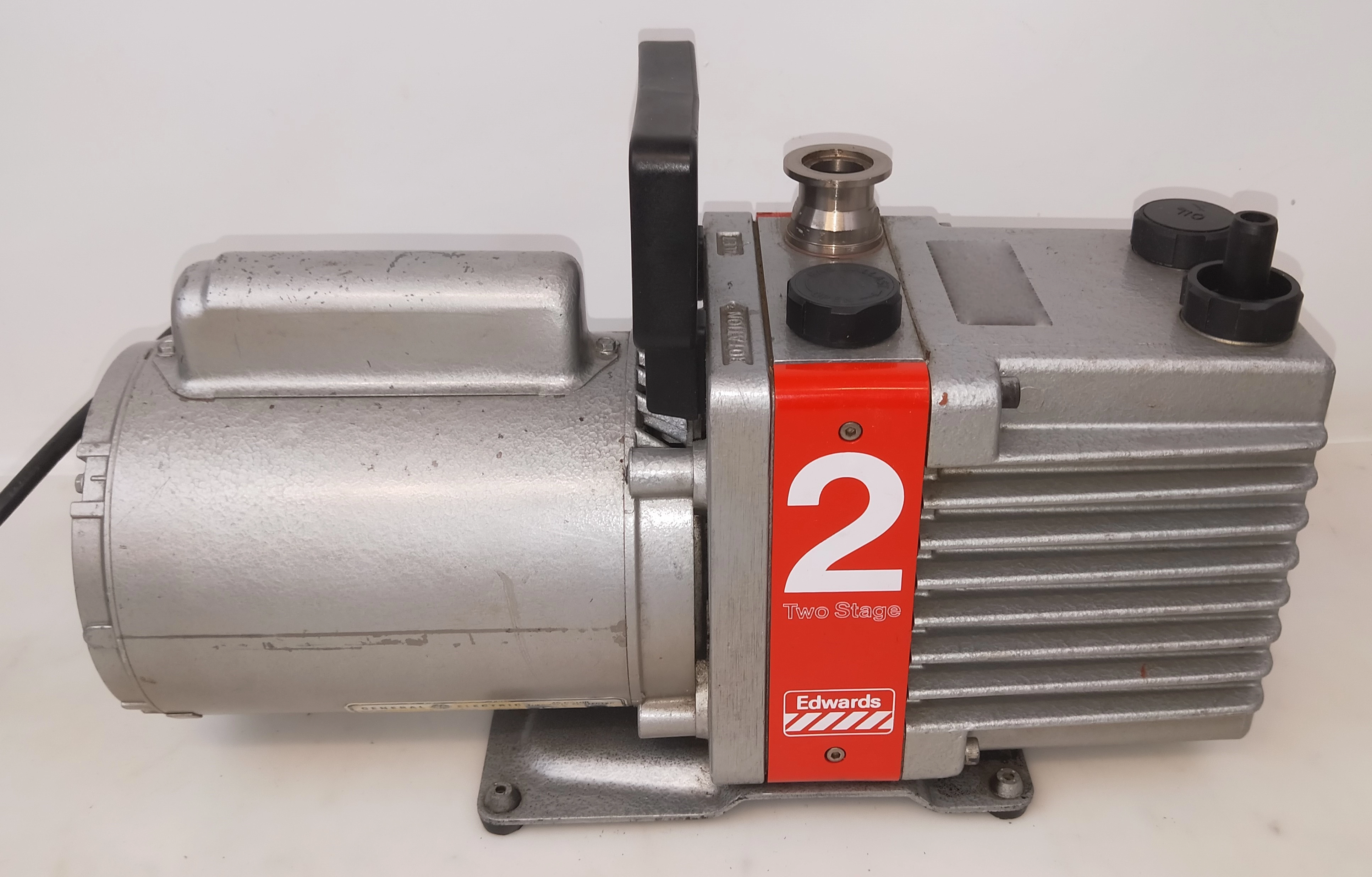 Edwards E2M2 Rotary Vacuum Pump - 2cfm