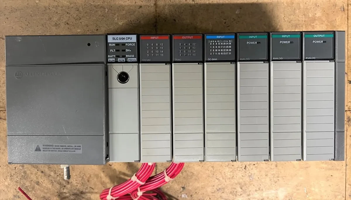 Allen Bradley SLC 500 Power Supply, SLC 5/04 CPU, CAT. 1746-P4 PLC