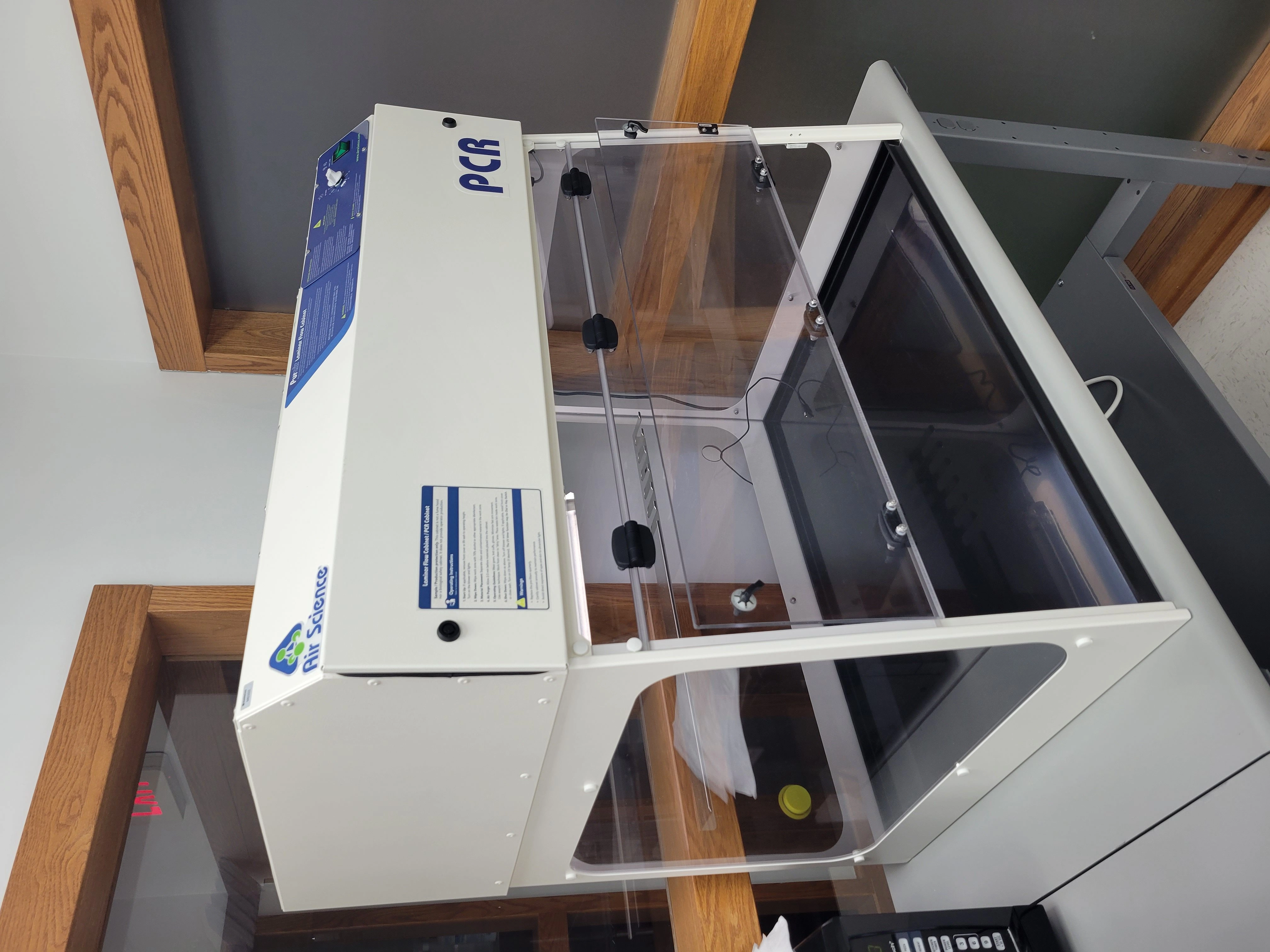 Air Science Purair PCR Cabinet | LabX.com