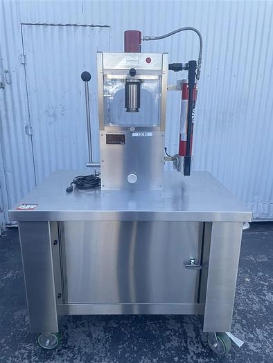 Natoli Model NP-RD10A Single-punch Manual Tablet Press