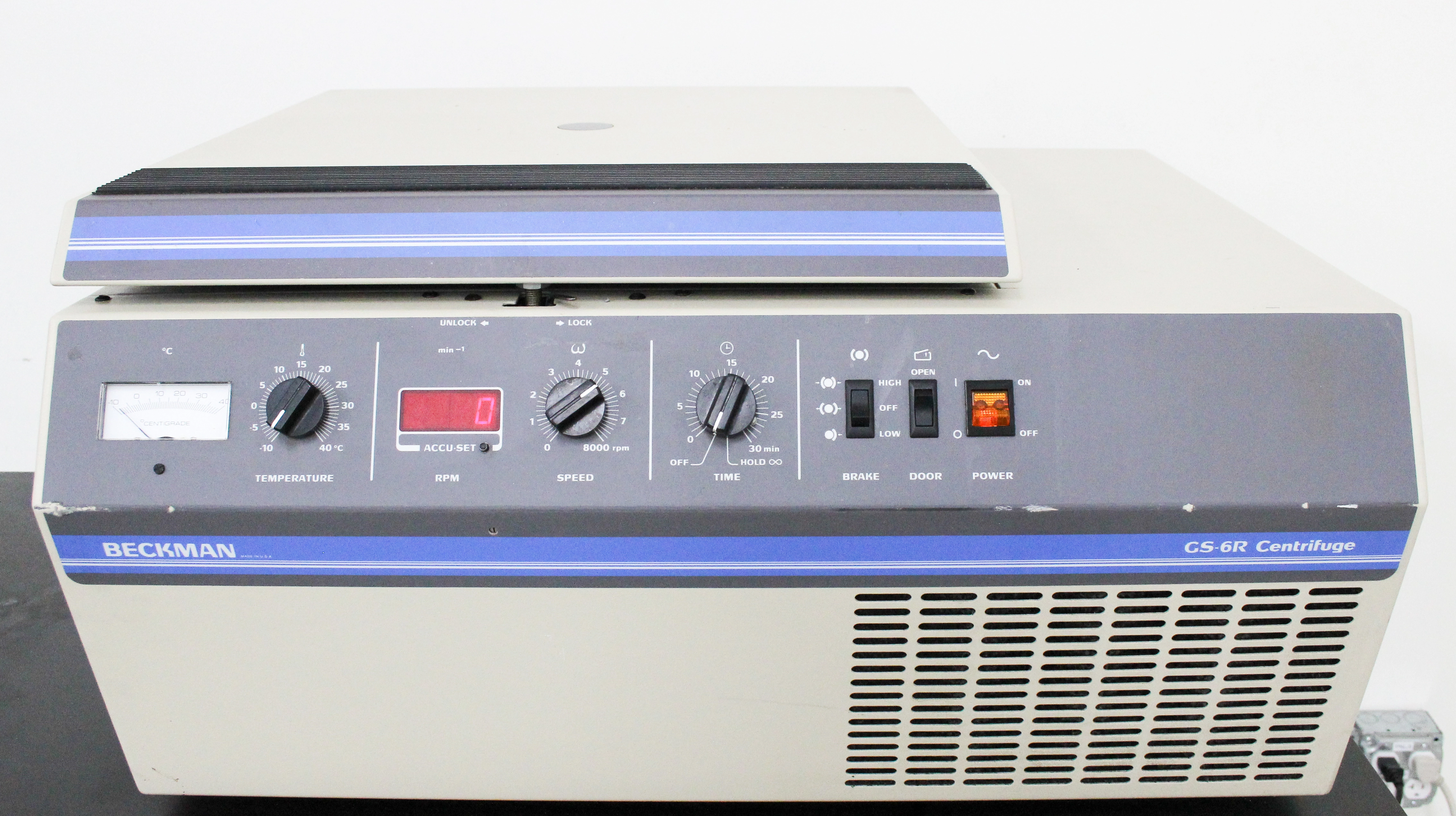 Beckman Refrigerated Benchtop Centrifuge Model GS-6R - Used - 3373584