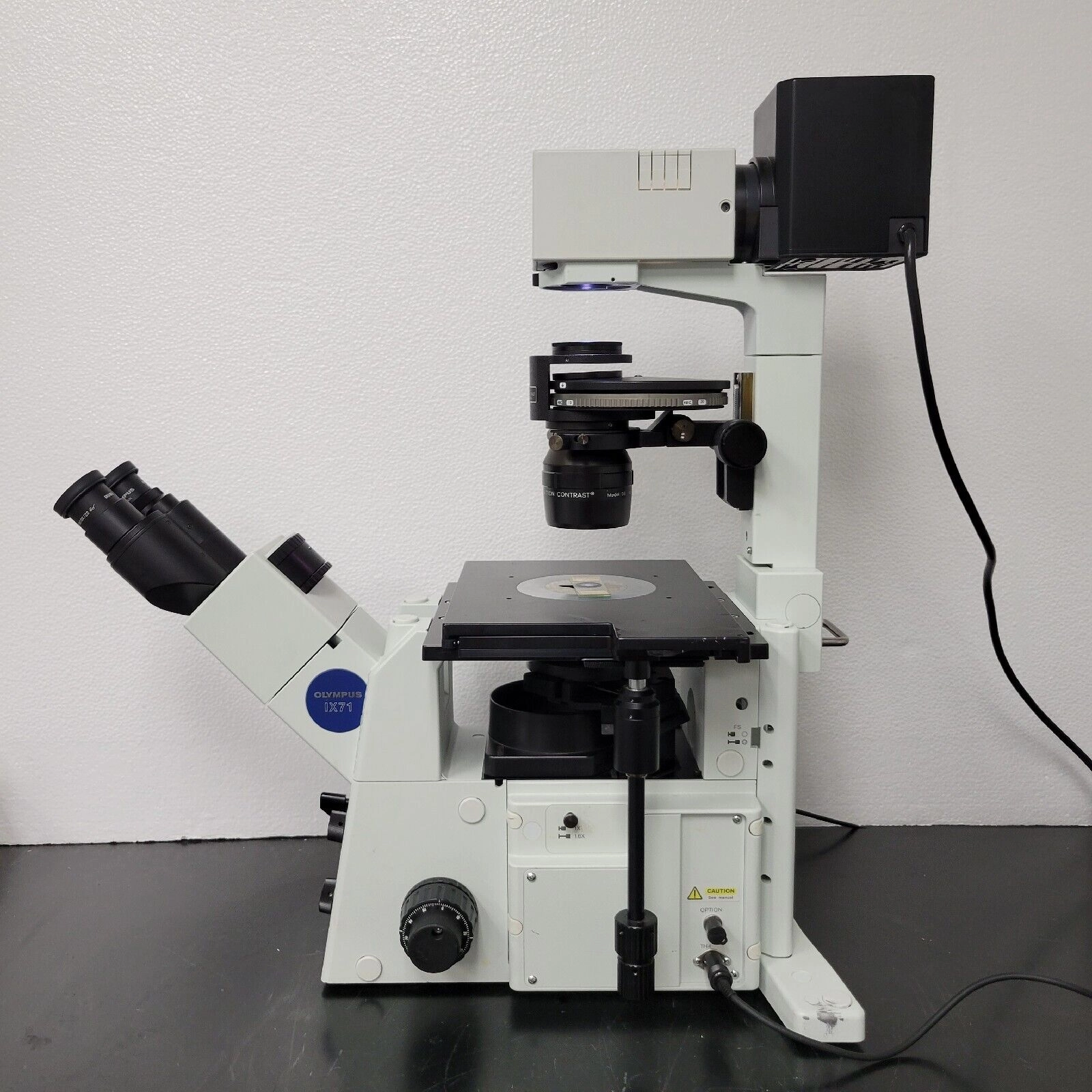 Olympus Microscope IX71 with HMC Hoffman Modulation Contrast