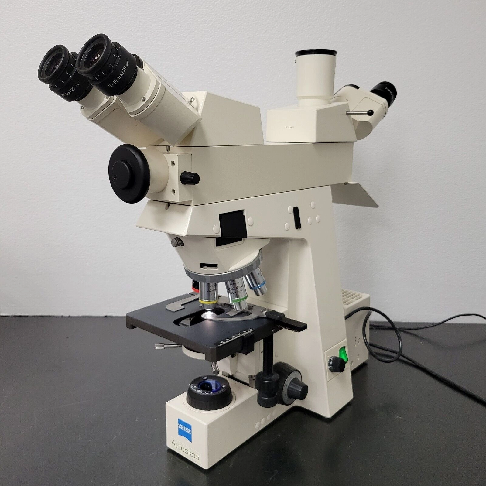 Zeiss Microscope Axioskop with 2.5x and Dual Head Bridge for Pathology