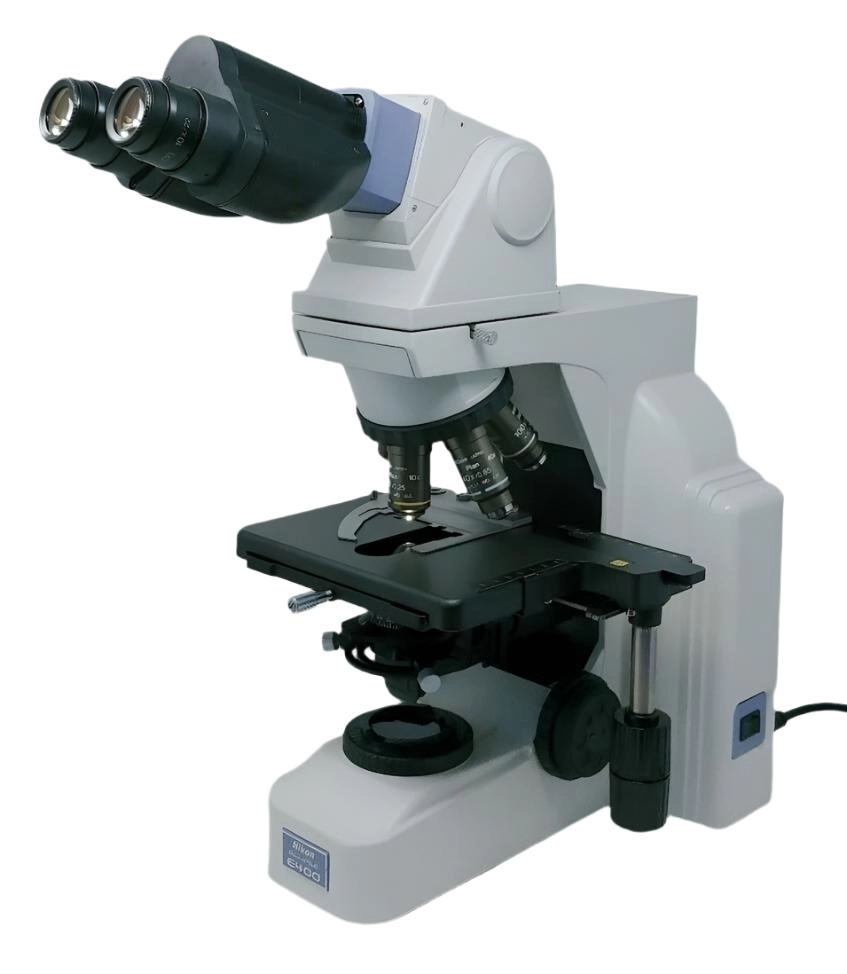 Nikon Microscope Eclipse E400 with 2X Objective