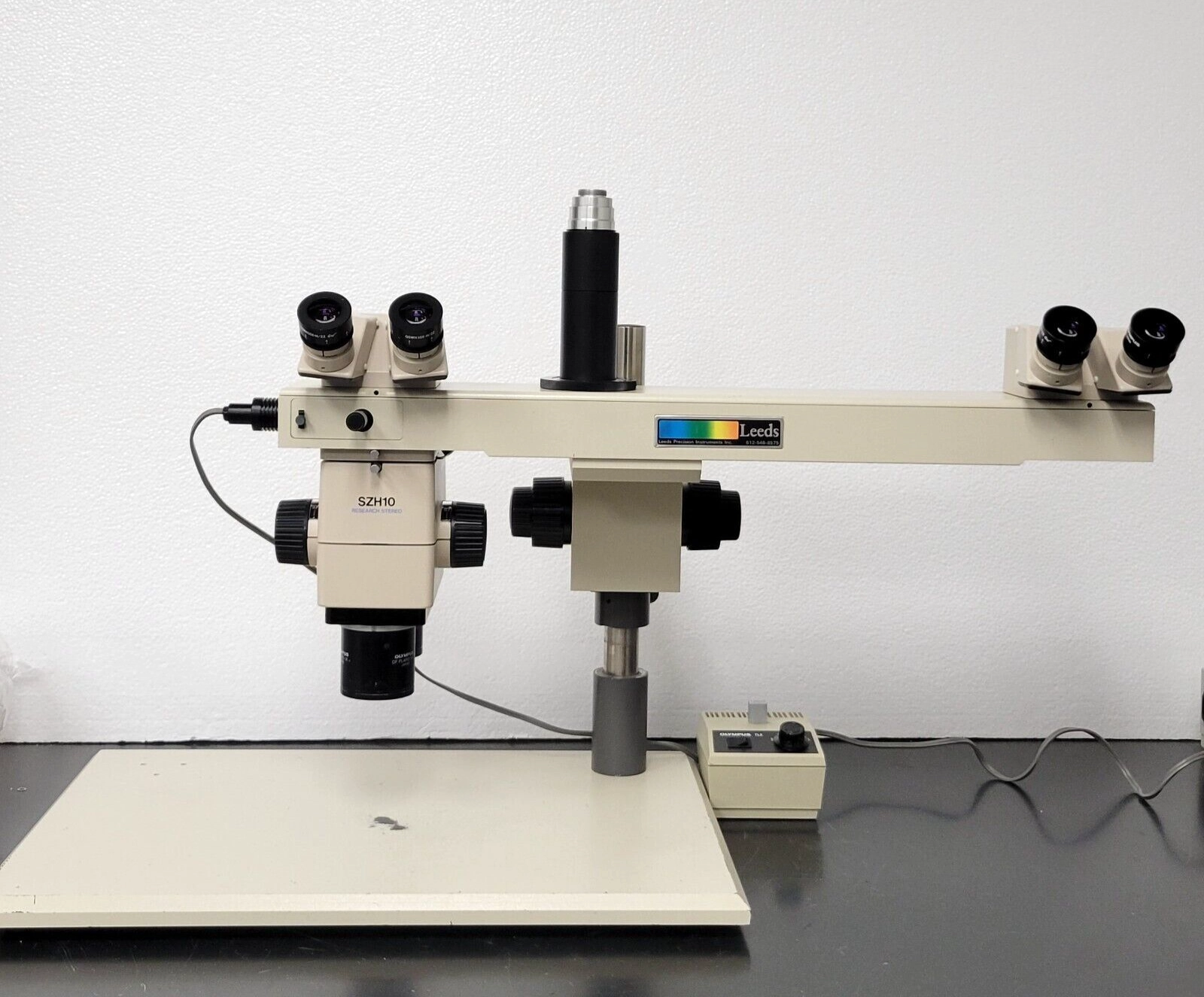 Olympus Stereo Microscope SZH10 with Dual Nosepiece &amp; Dual Observation Bridge