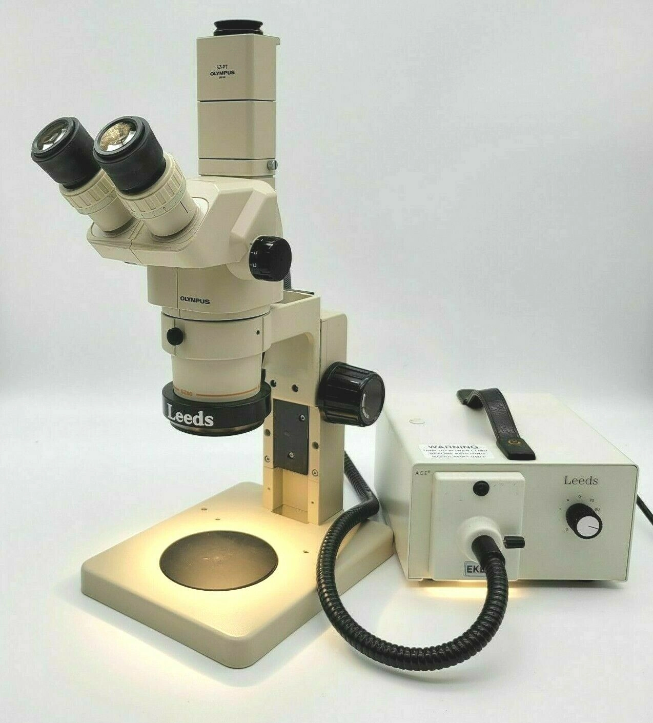 Olympus Stereo Microscope SZ60 with Phototube and Leeds Ring Light