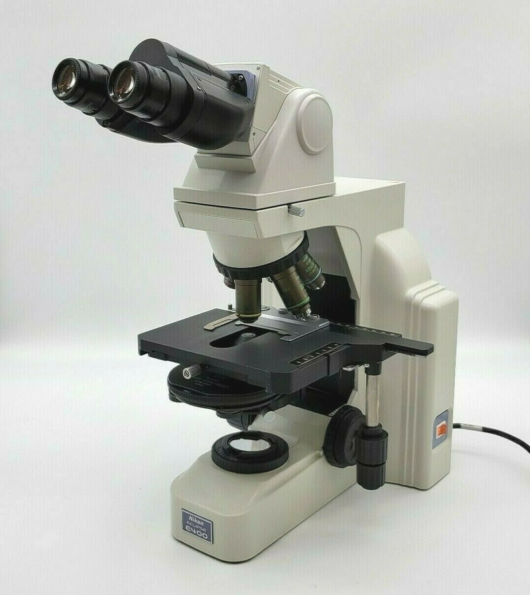 Nikon Microscope Eclipse E400 with Phase Contrast and Tilting Ergo Head