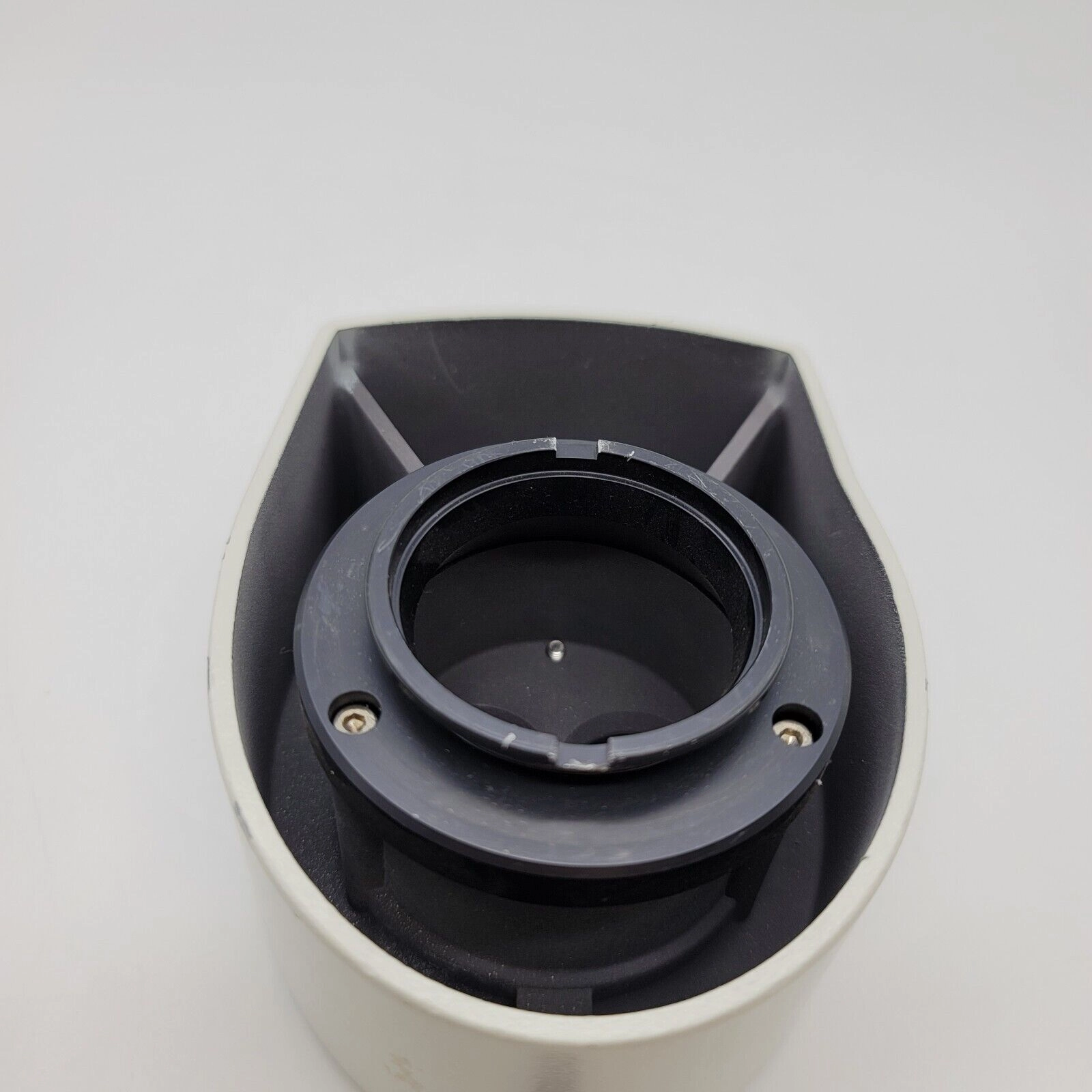 Leica Microscope Ergonomic Riser 10446170 | LabX.com