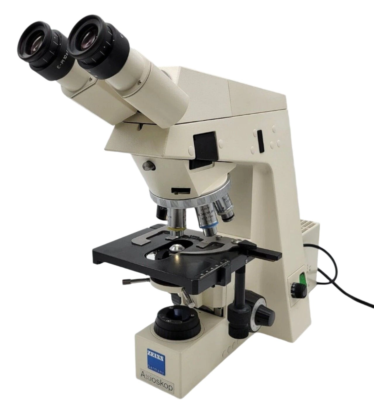 Zeiss Microscope Axioskop with 100x Oil Objective