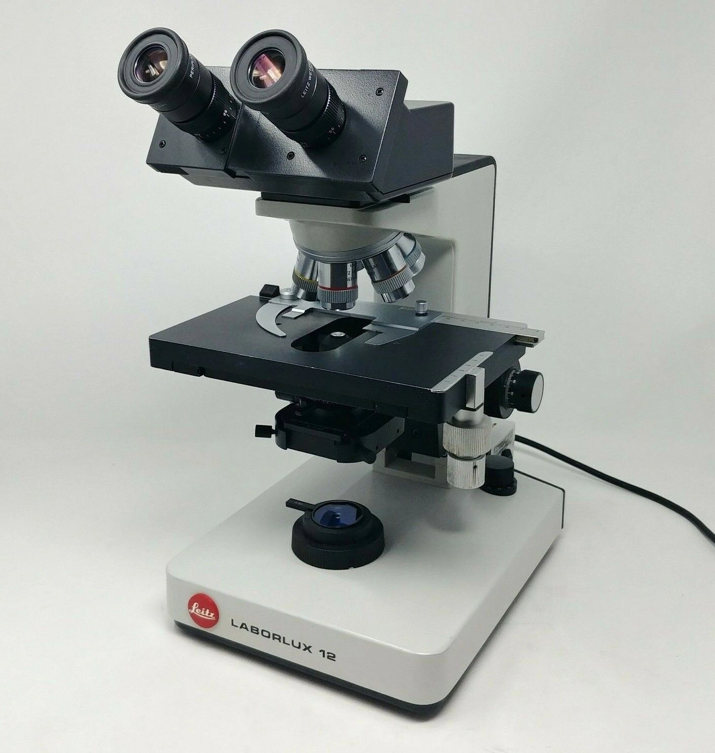 Leitz Microscope Laborlux 12 with 2.5x 4x 10x 16x 40x Objectives