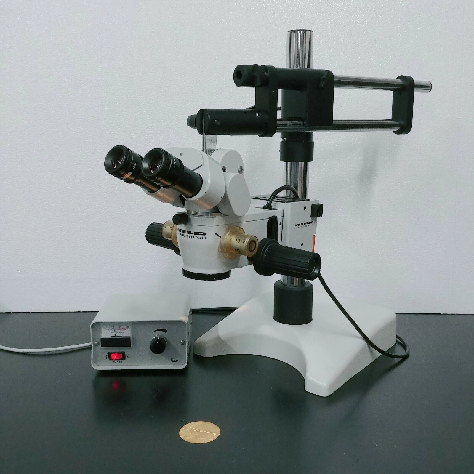 Wild Microscope M651 Surgical Operating Scope with Boom Stand