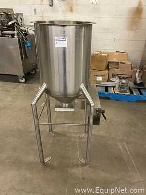 Stainles Steel 16 in Dia Hopper With Slide Valve