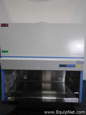 Lot 118 Listing# 945473 Thermo Fisher Scientific 1371 1300 Series A2 Biological Safety Cabinet with Stand