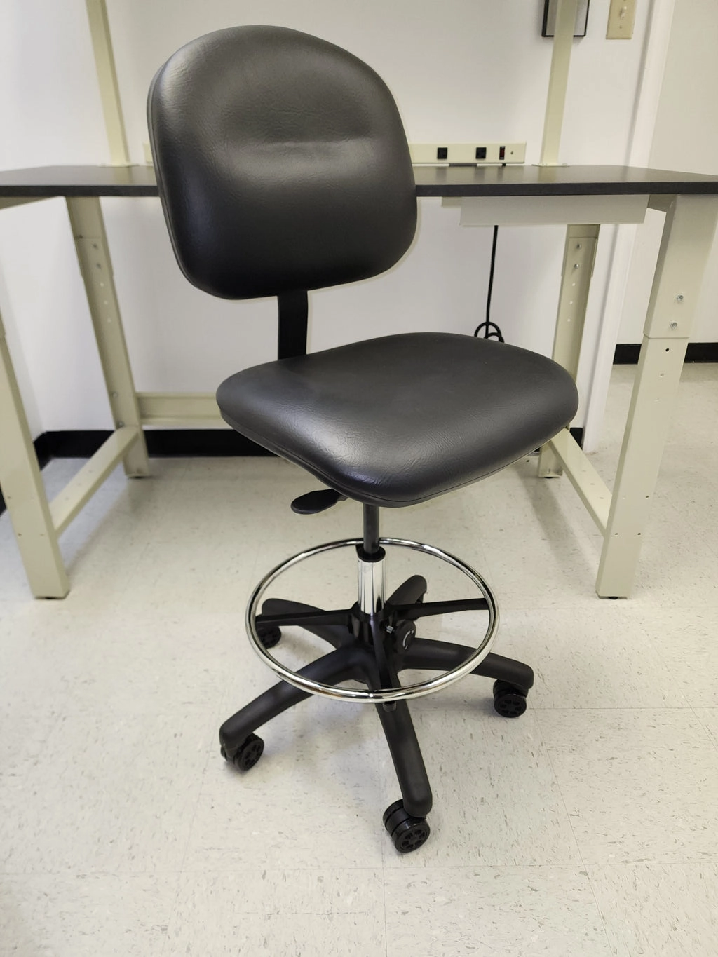 Rolling lab chair | Bench height with vinyl seat and back -1 leveler- adjustable height (23" to 33")