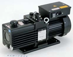 Yamato GLD137CC Rotary Vacuum Pump with Rubber Hose Kit 115V/220V