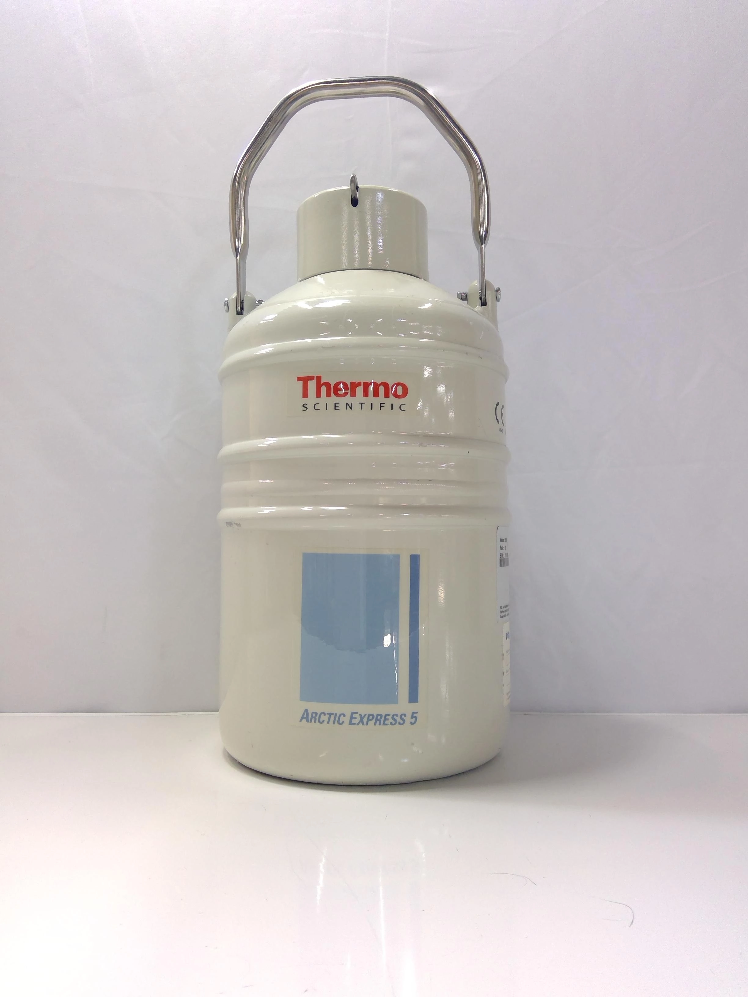 Thermo Scientific 819 Arctic Express Transport Dewar / Cryotank 4.3L - BB3362658