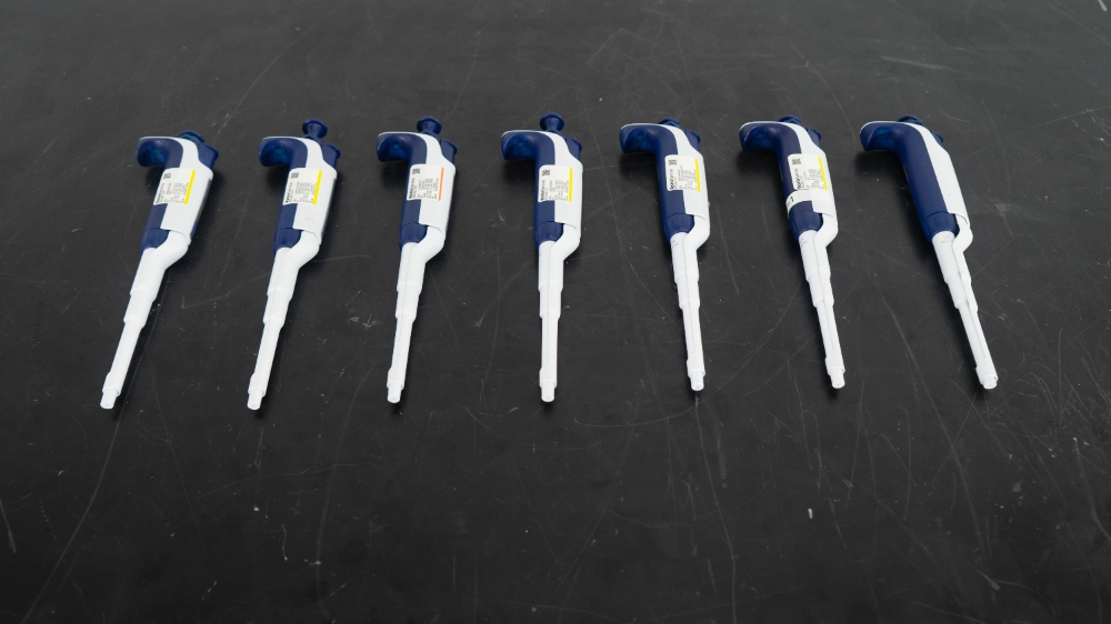 Rainin PipetLite XLS 1000ul Single Channel Pipettes Quantity 7