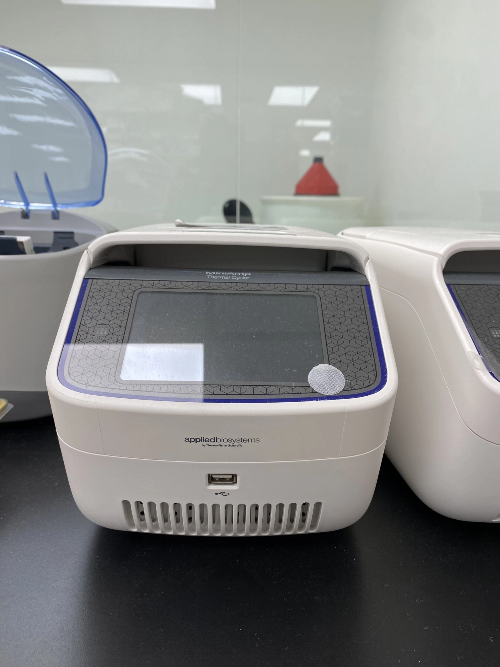 Applied Biosystems MiniAmp Thermal Cycler