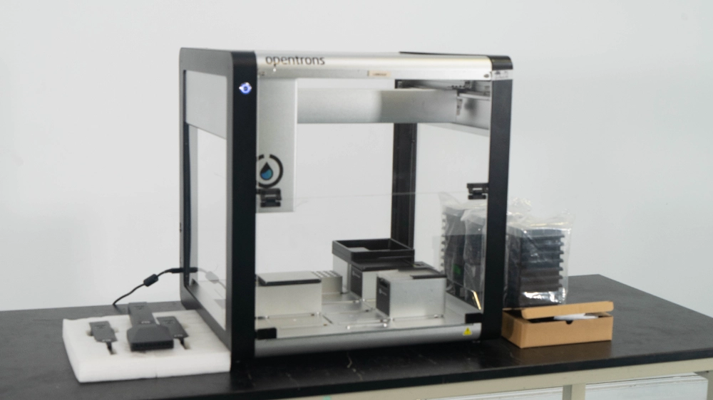 Opentrons OT2 Liquid Handler | LabX.com