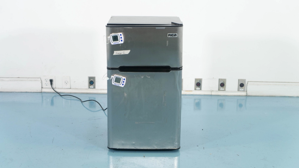 RCA Undercounter Refrigerator/Freezer Combo