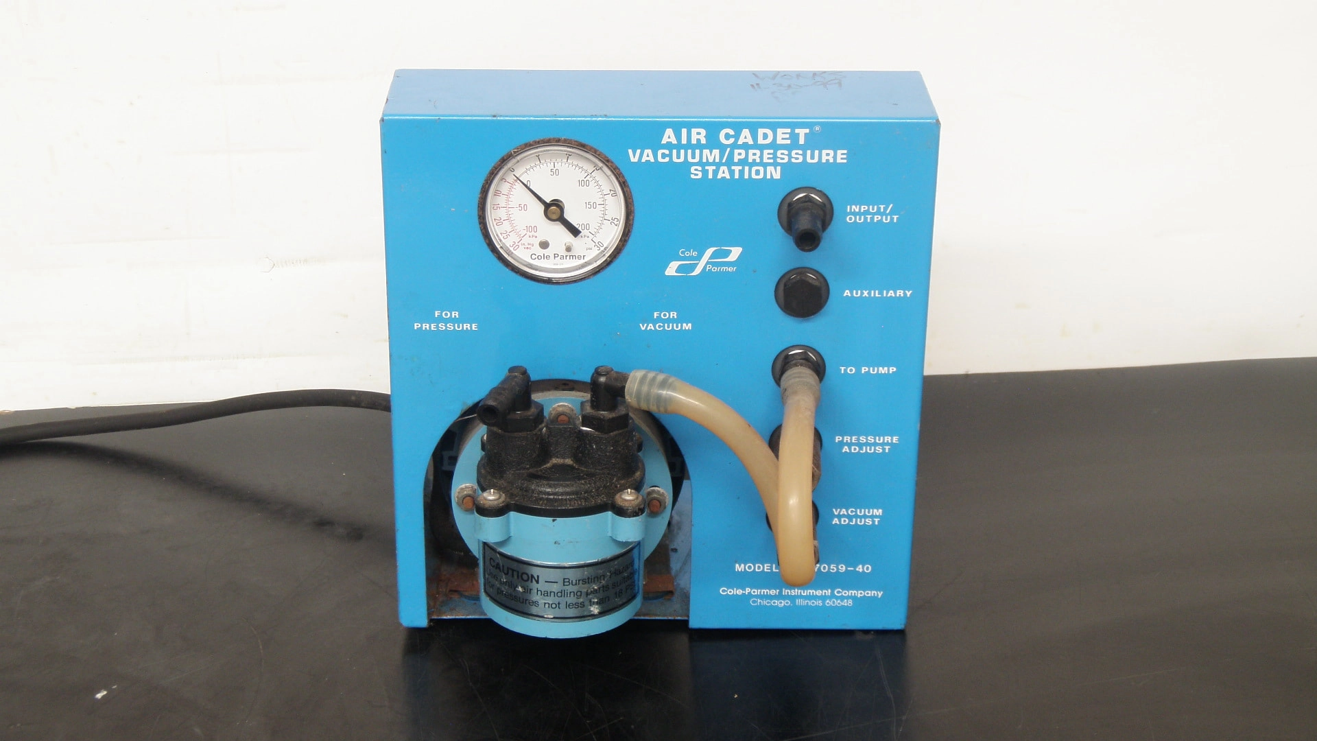 Cole Palmer  Air Cadet Vacuum  Pressure Station, 7059-40, Tested!