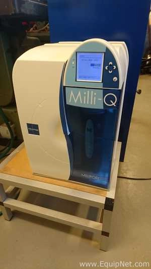 Millipore Milli-Q Advantage A10 Water Purification and Still System