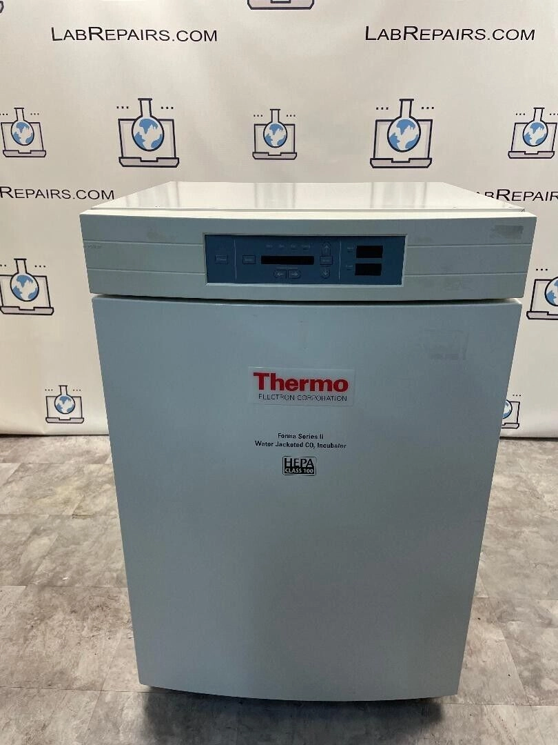 Thermo  Forma Series II 3110 Water Jacketed CO2 In