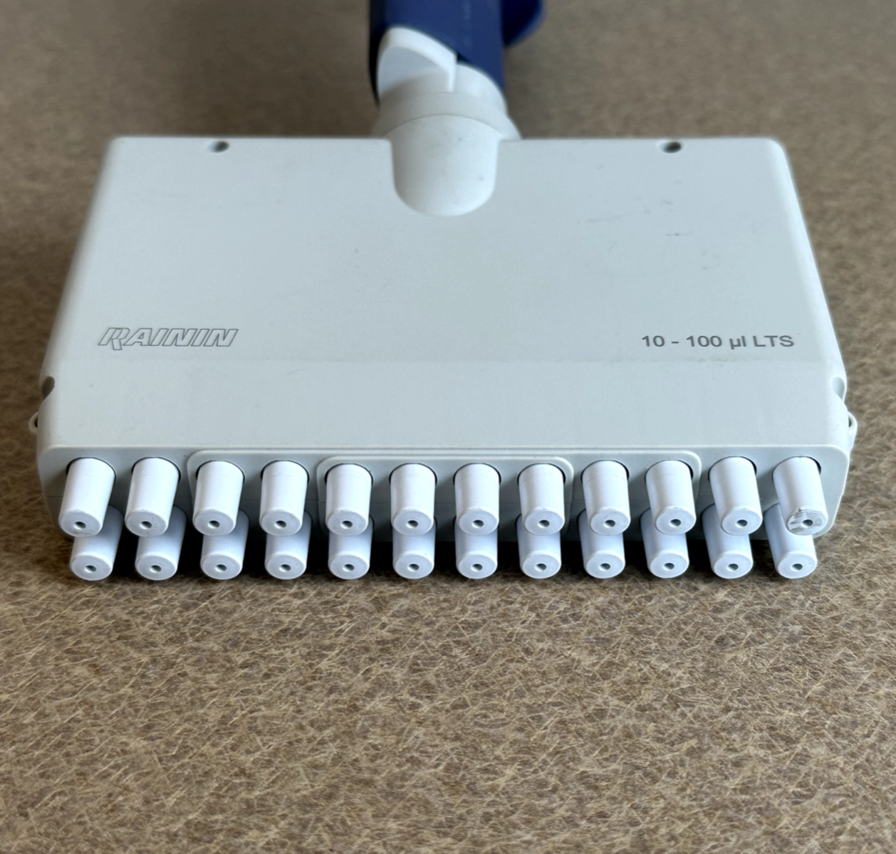 Rainin PipetLite L100 0.510uL 24Channel Man