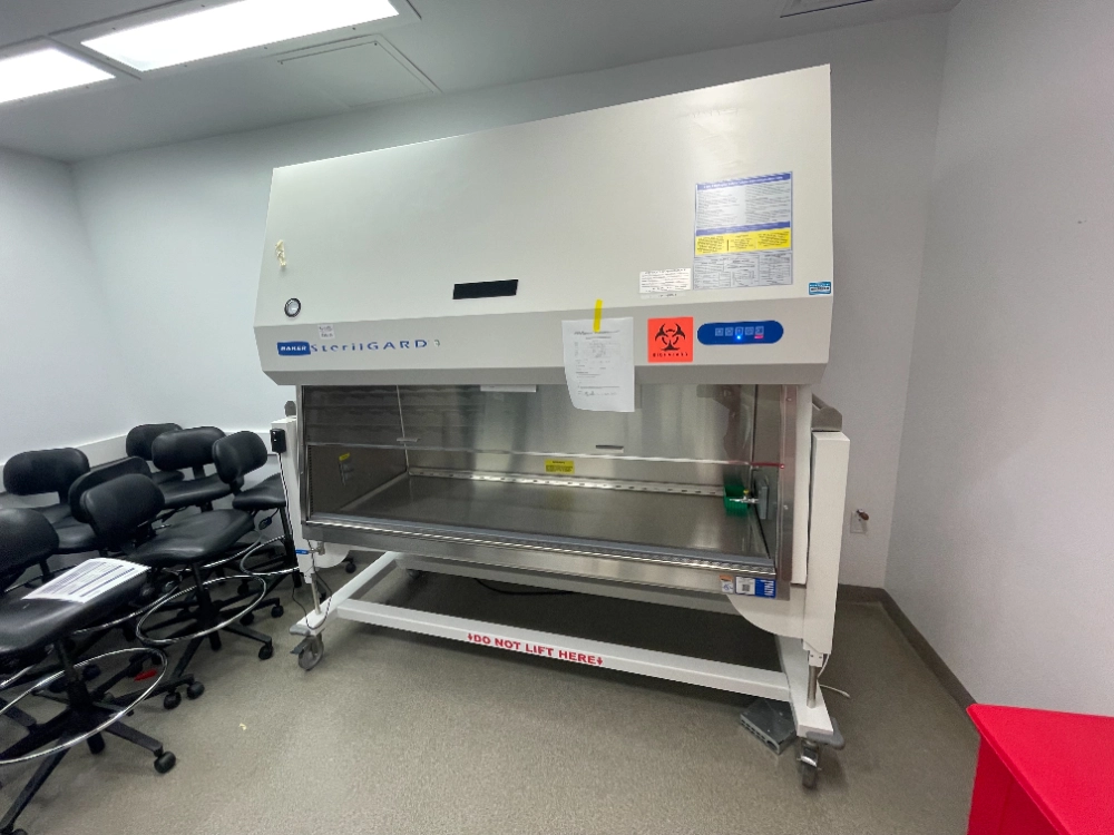 The Baker Company SterilGARD 6' BioSafety Cabinet