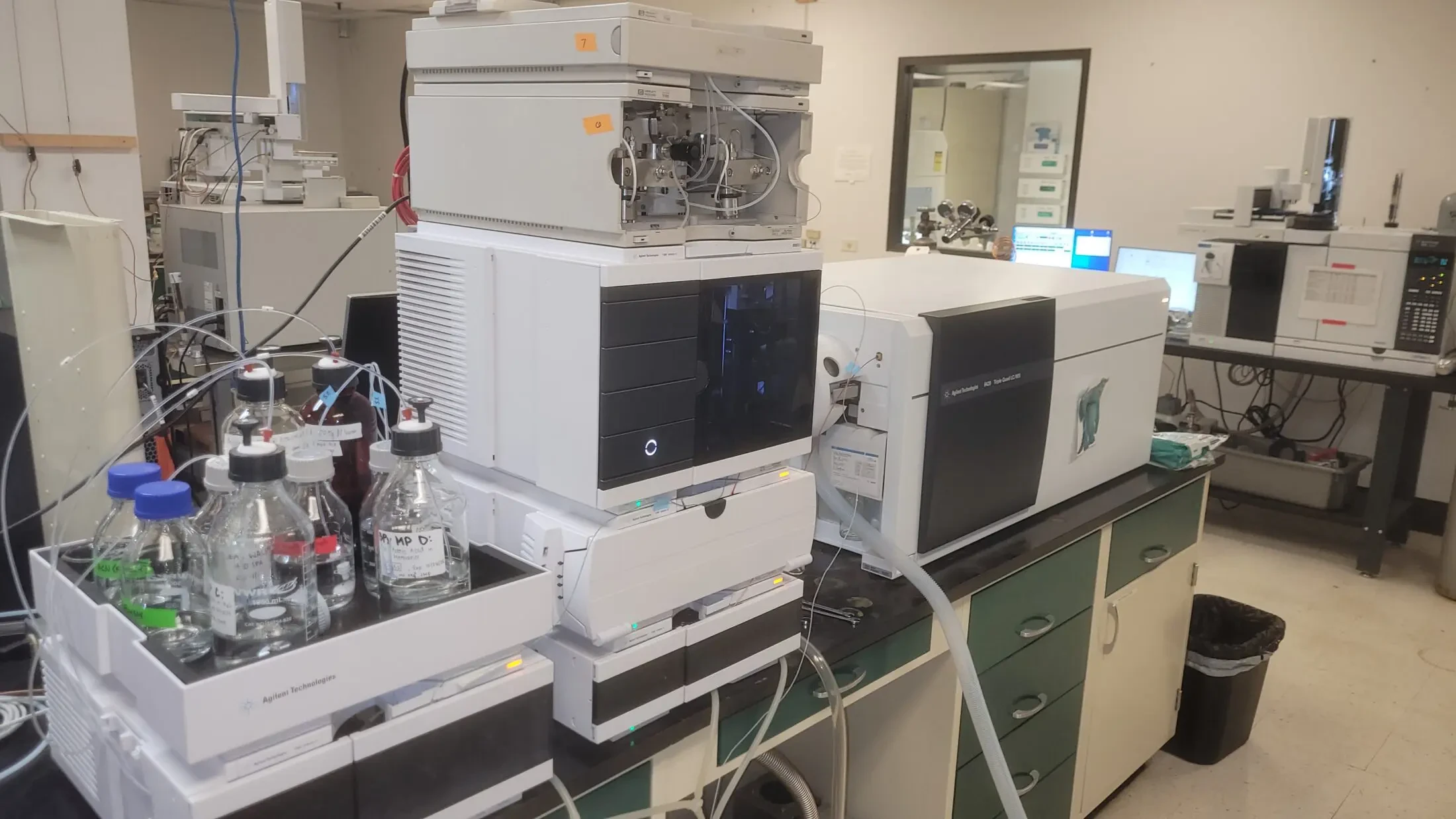 Agilent 6420 Triple Quadrupole LC-MS/MS System