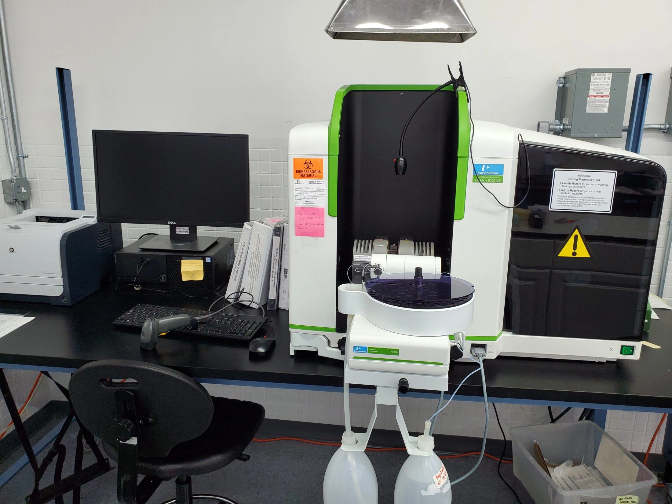 PerkinElmer PinAAcle 900ZIVD AA Spectrometer