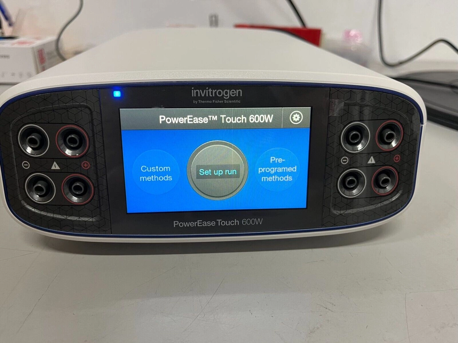 Thermo Fisher invitrogen PowerEase Touch 600W Powe