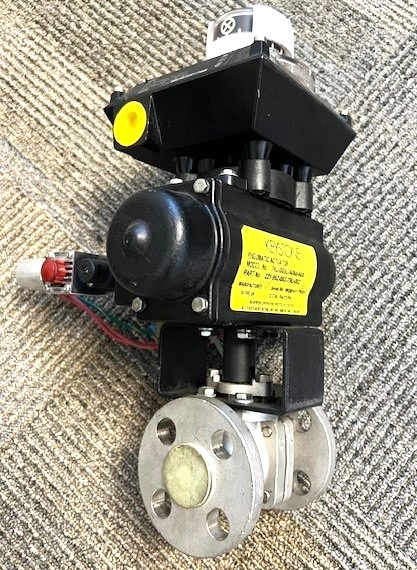 Keystone Pneumatic Actuator model 79U with 1/2" Valve and Switch