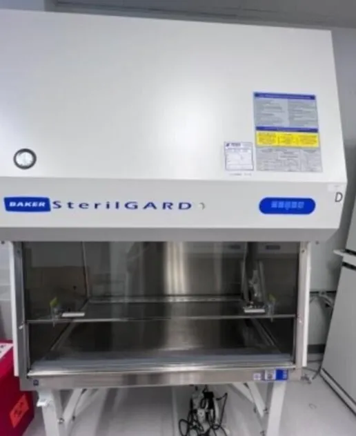Baker SterilGARD e3 SG404 Class II Type A2 bio safety cabinet with stand