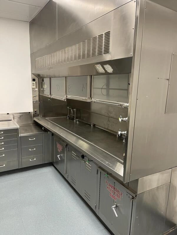 Stainless Steel Hamilton SafeAire 10 foot chemical fume hood package (Pre-owned)