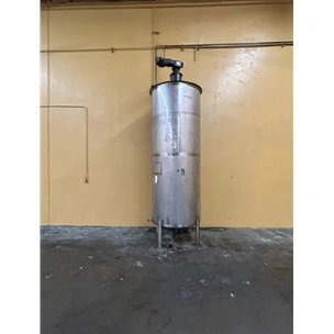 Used 900 Gal Stainless Steel Tank For Sale