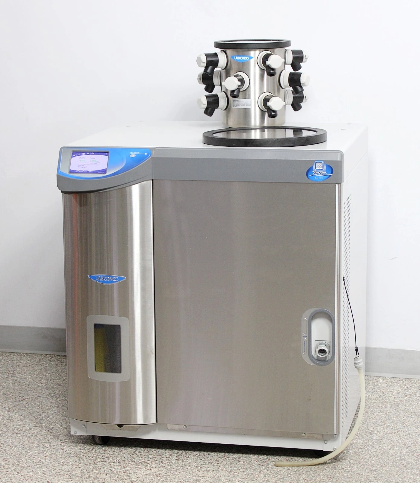 FreeZone 8L -50°C Benchtop Freeze Dryers by Labconco