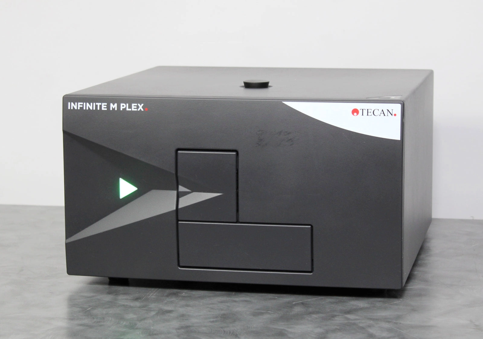 Tecan Infinite 200 PRO M Plex Multimode Microplate Reader 30050303