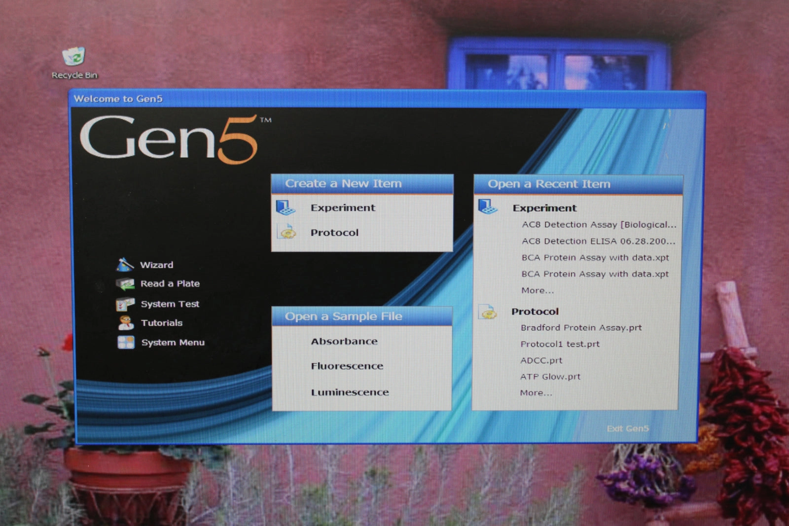 BioTek Synergy 2 SL Luminescence Microplate Reader with PC & Gen5