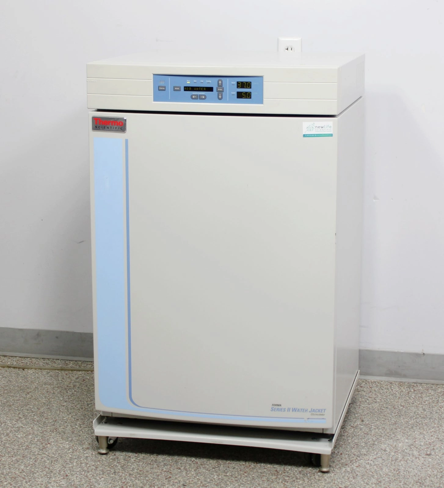 Thermo Scientific Forma 3110 Series II Water Jacketed CO2 Incubator