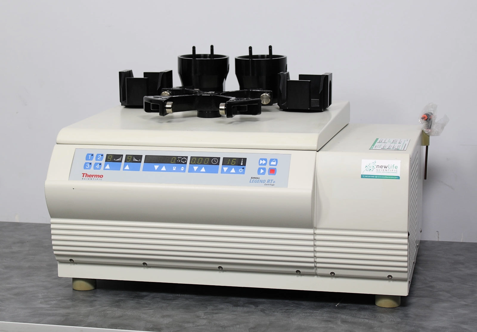 Thermo Sorvall Legend RT+ Refrigerated Benchtop Centrifuge with Rotor &amp; Buckets